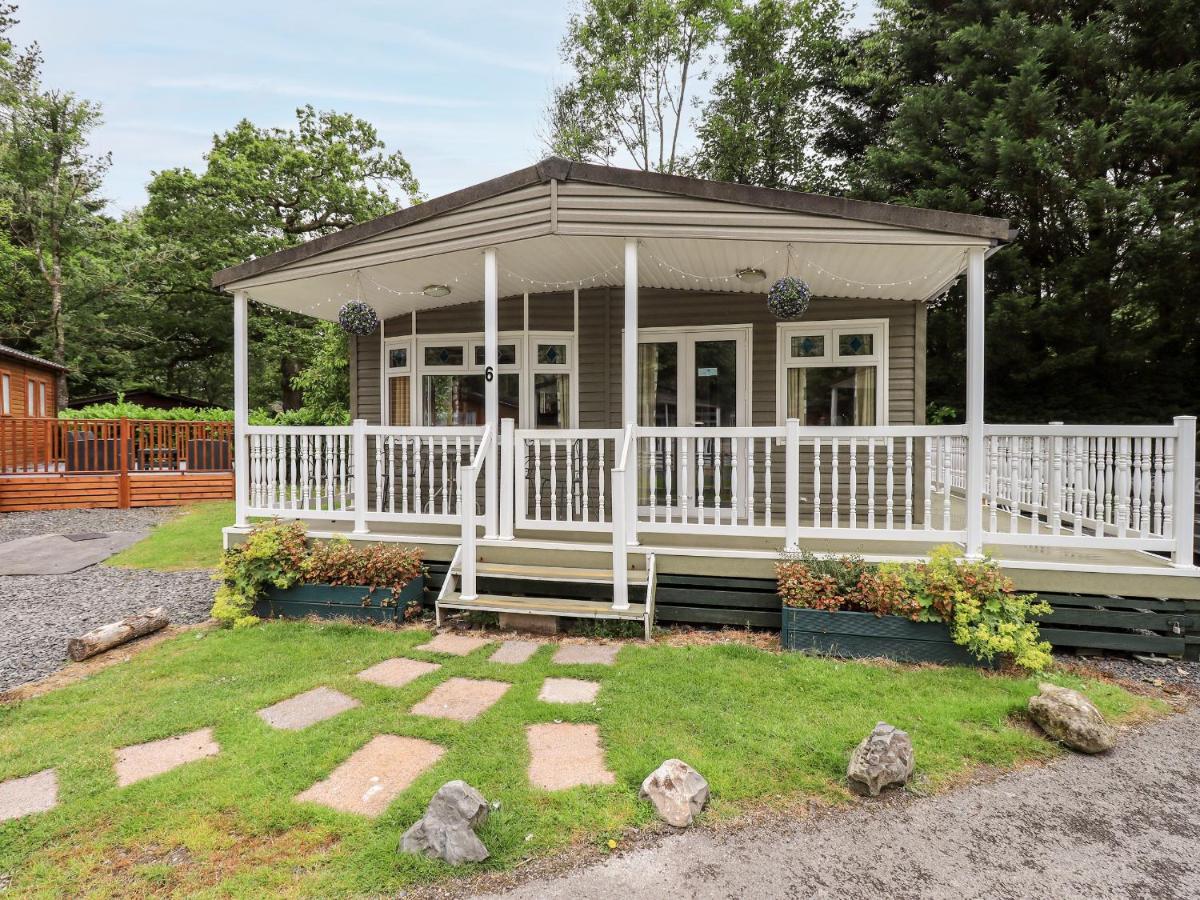 Pinehaven Lodge Windermere Esterno foto