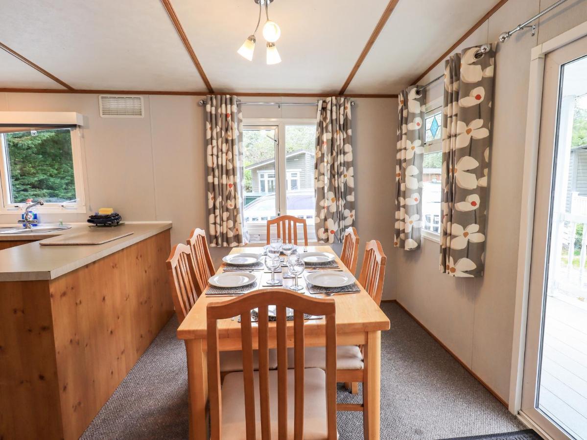 Pinehaven Lodge Windermere Esterno foto