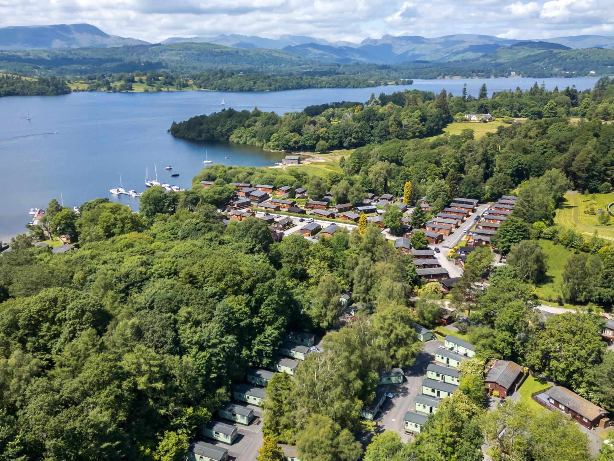 Pinehaven Lodge Windermere Esterno foto